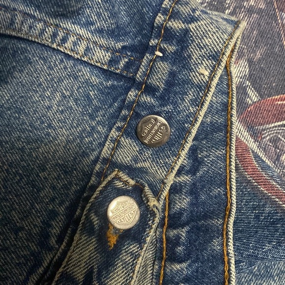 VNTG HARLEY DAVIDSON TRUCKER JACKET W/PATCHES & PINS MADE IN THE USA Acid washed - Picture 15 of 16